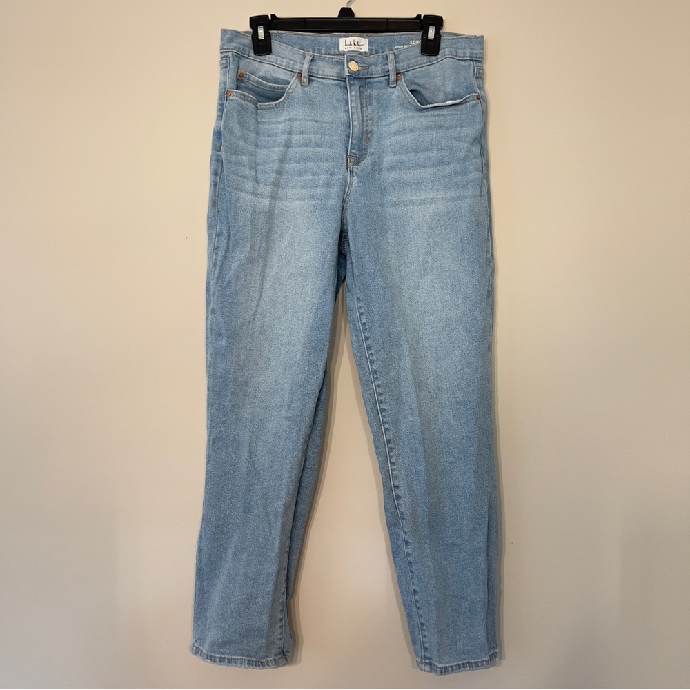 Nicole Miller Blue Straight Leg Jeans Timeless Style